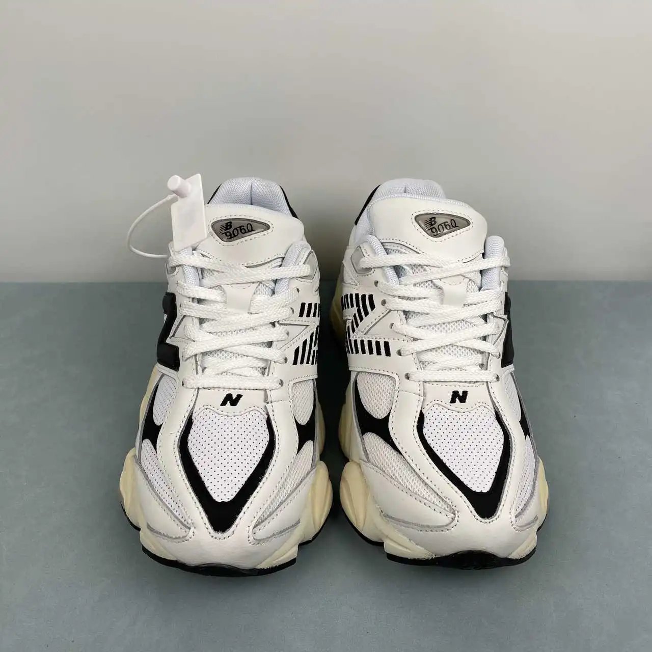 New Balance 9060 U9060AAB thumbnail 3