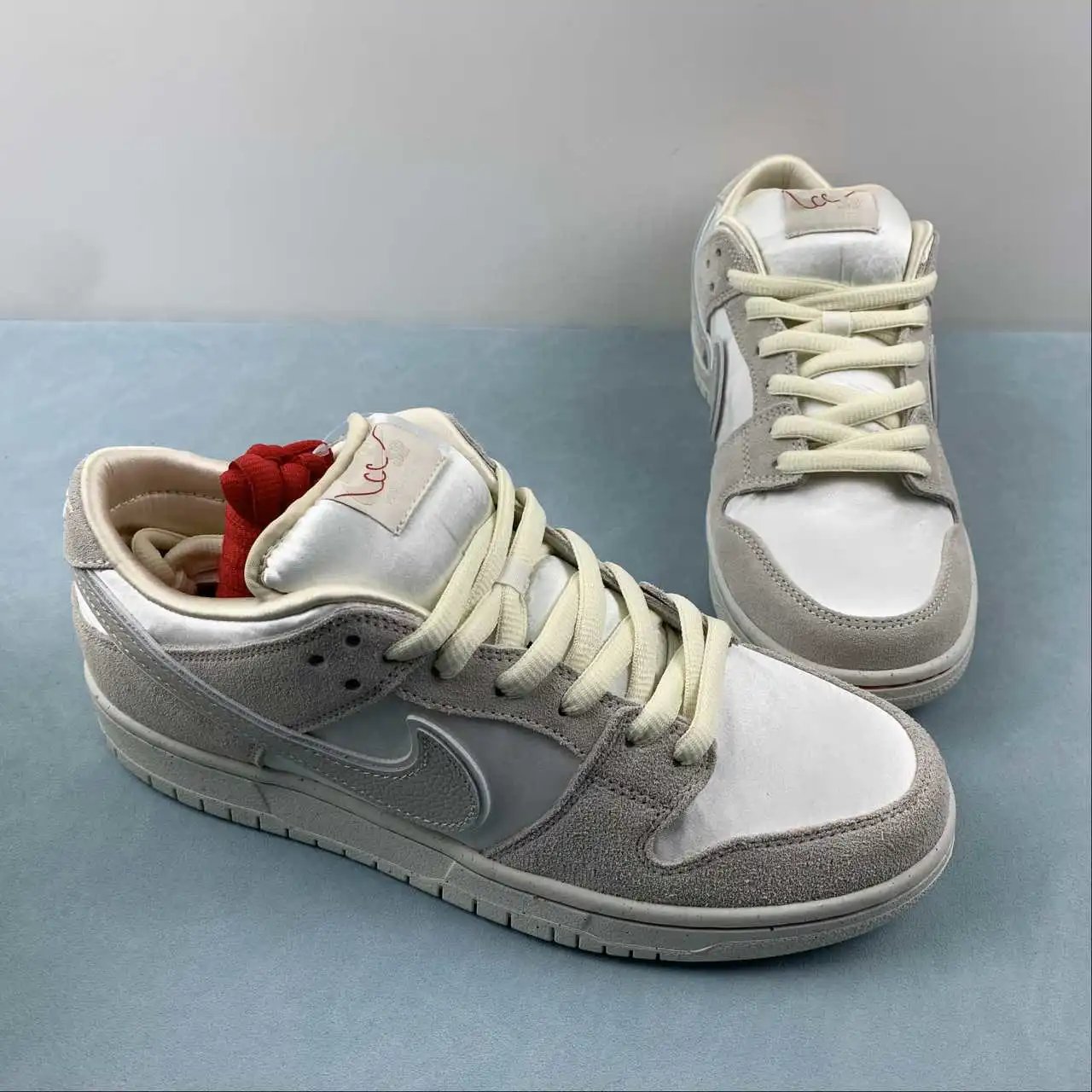 Nike Dunk Low FZ5654-100 thumbnail 2