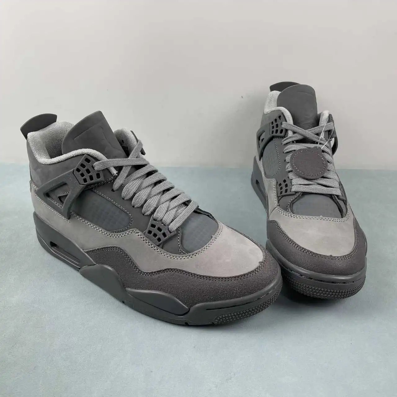 Air Jordan 4 FQ7928-001 thumbnail 2