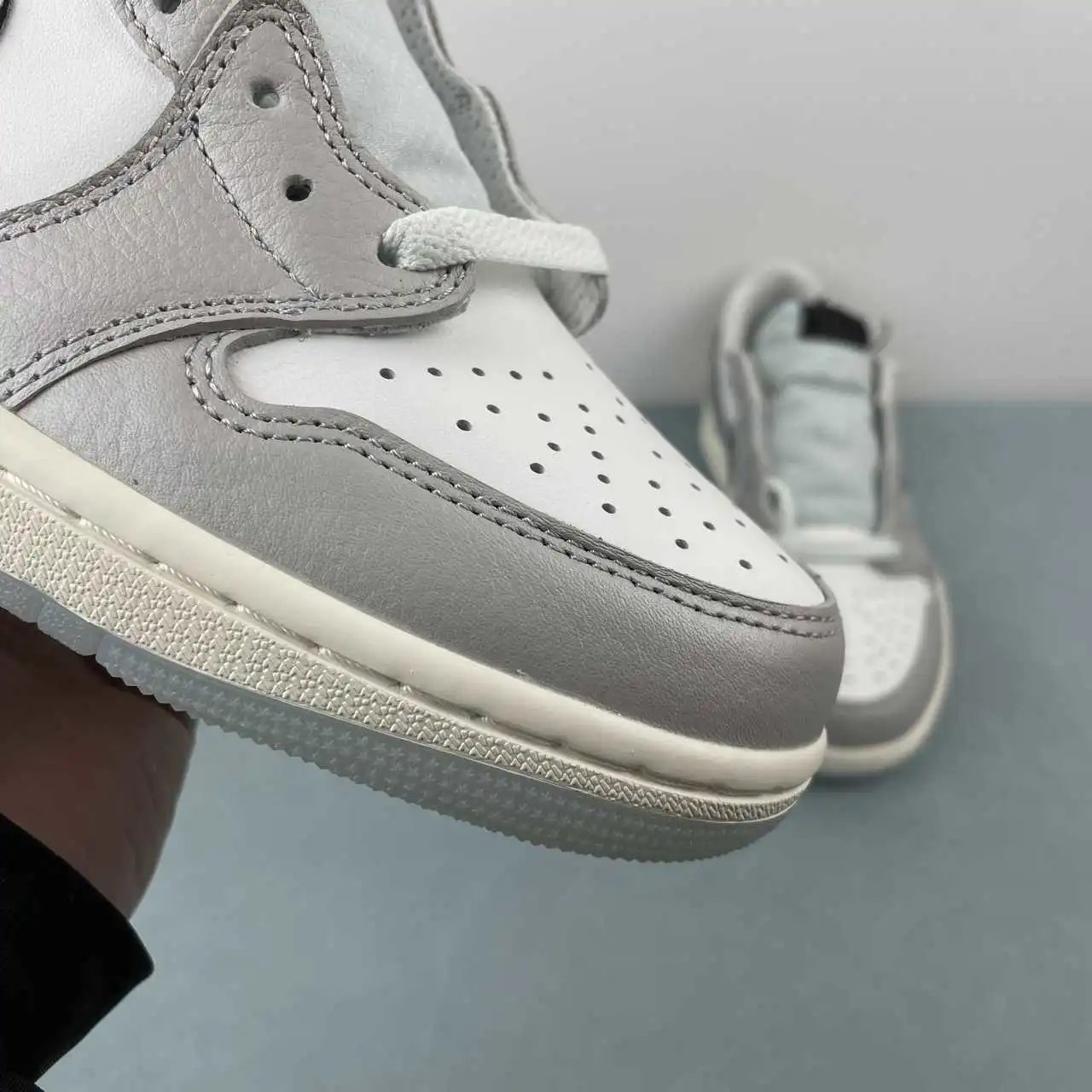 Air Jordan 1 Low HF3144-100 7