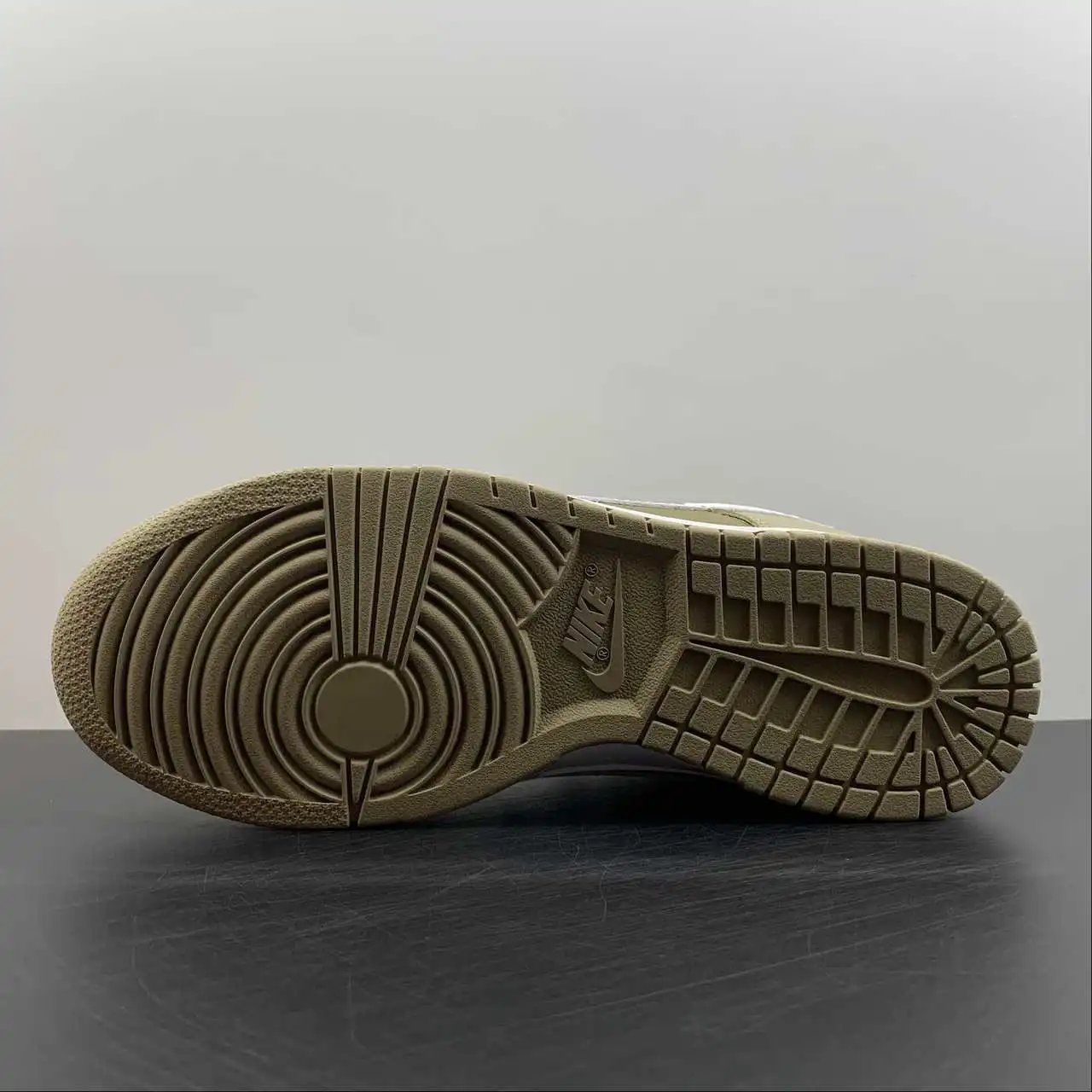 Nike Dunk Low DJ6188-200 12