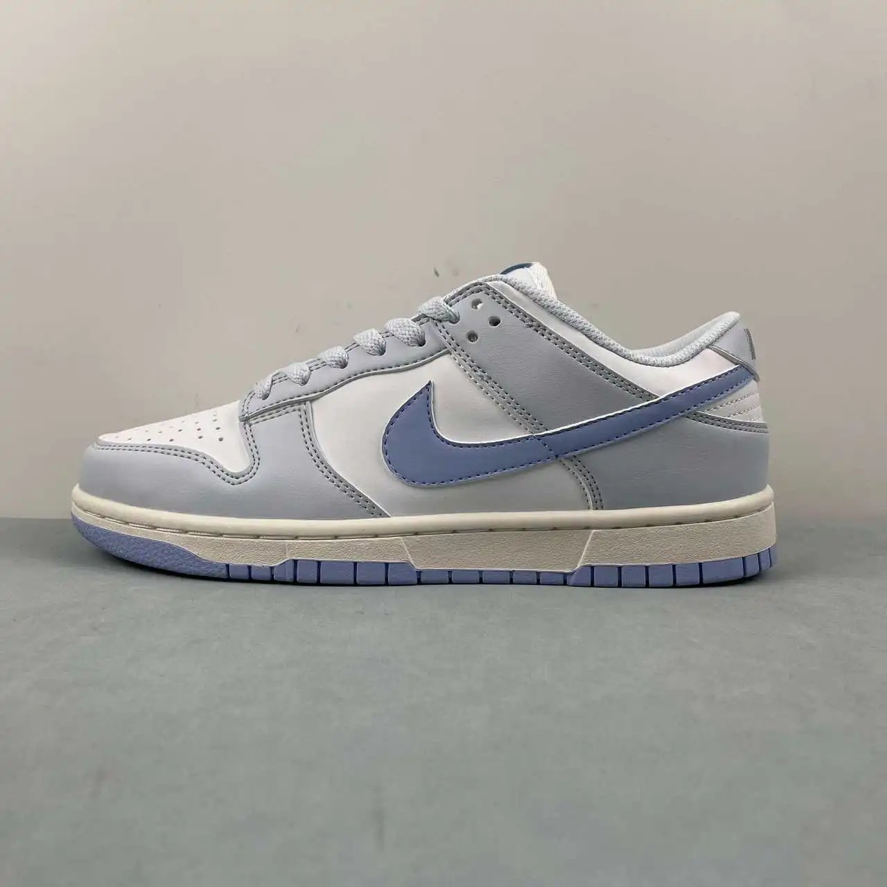 Nike Dunk Low DD1873-400 thumbnail 4