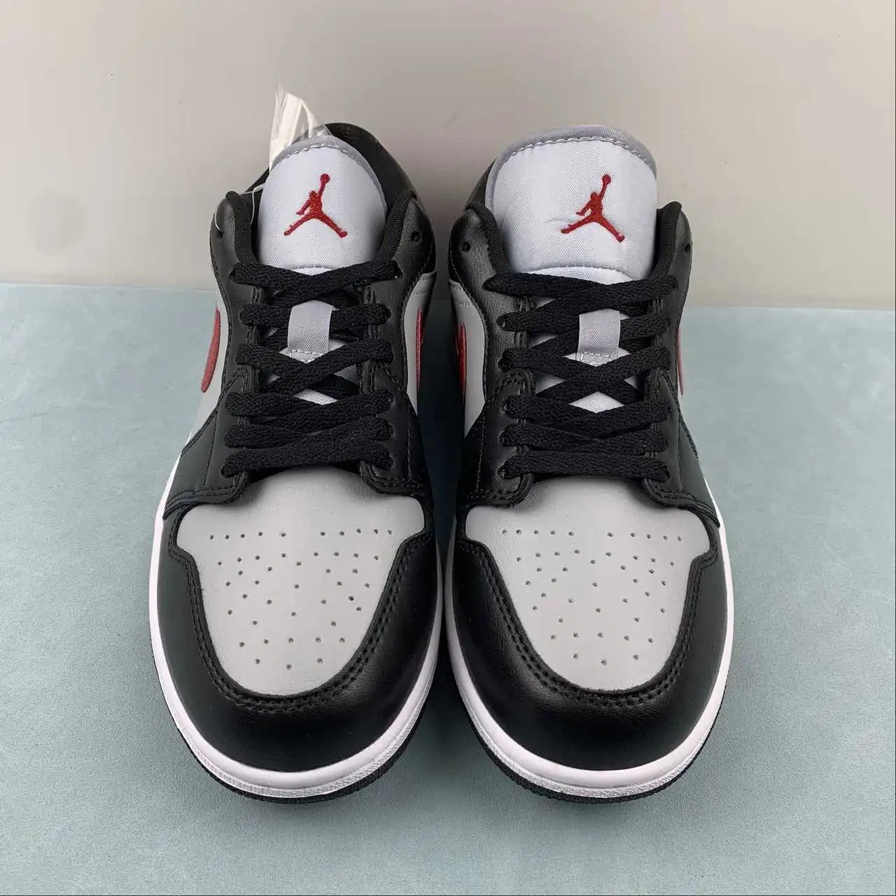 Air Jordan 1 Low DC0774-062 thumbnail 3