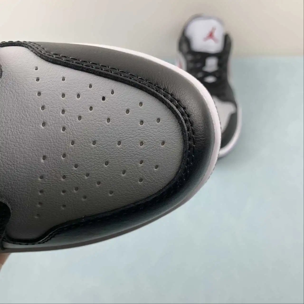 Air Jordan 1 Low DC0774-062 8