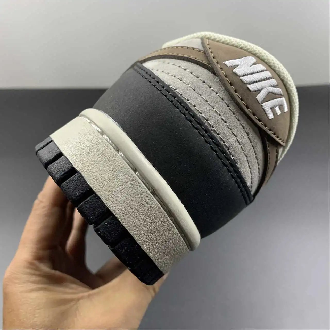 Nike Dunk Low LF0039-003 10
