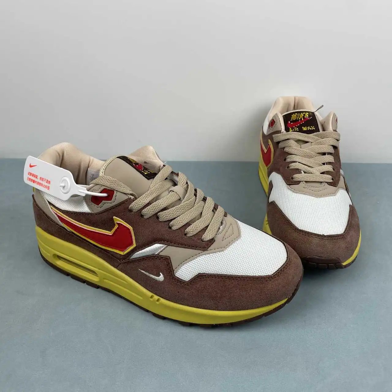 Nike Air Max1 HV5776-200 thumbnail 2