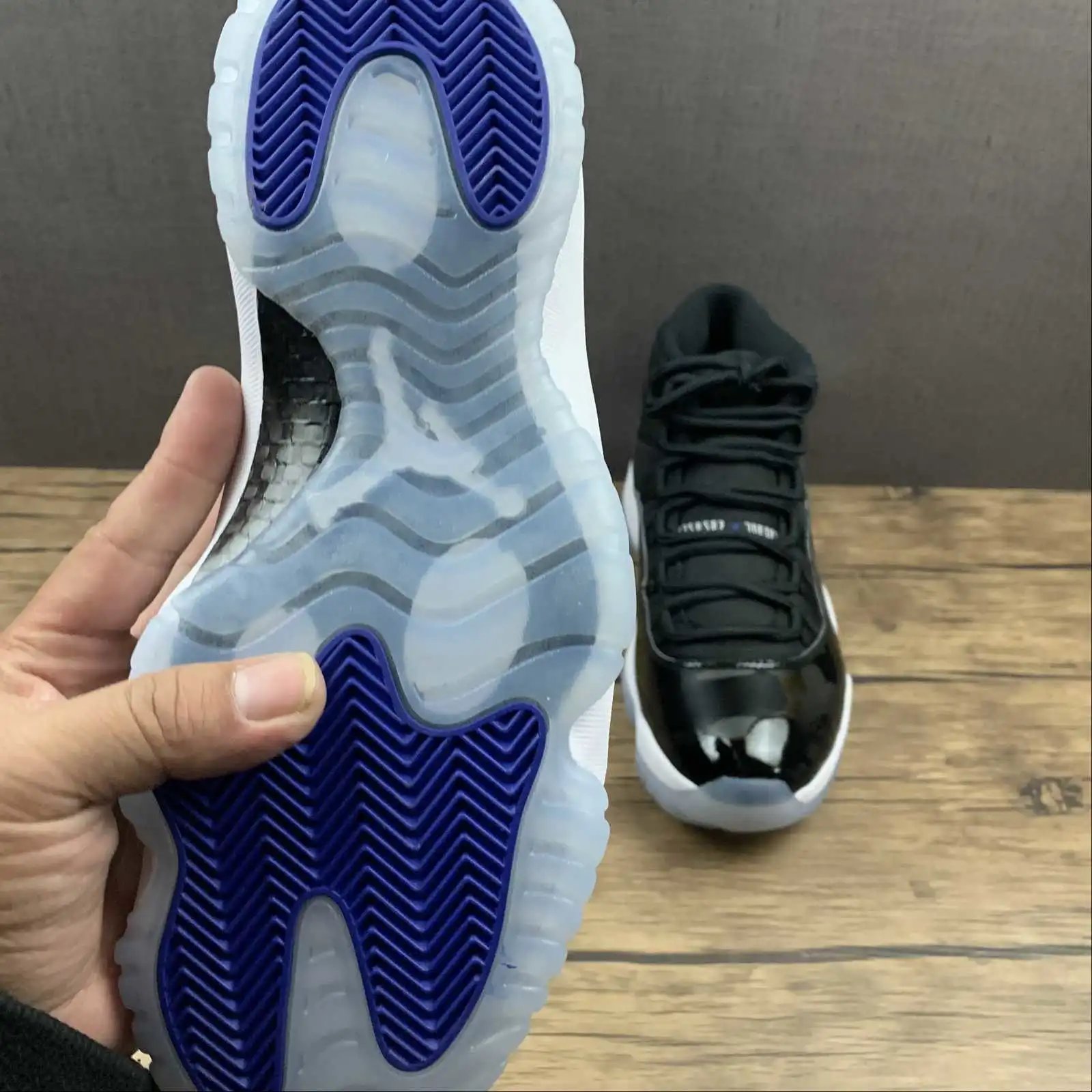 Air Jordan 11 378037-003 11