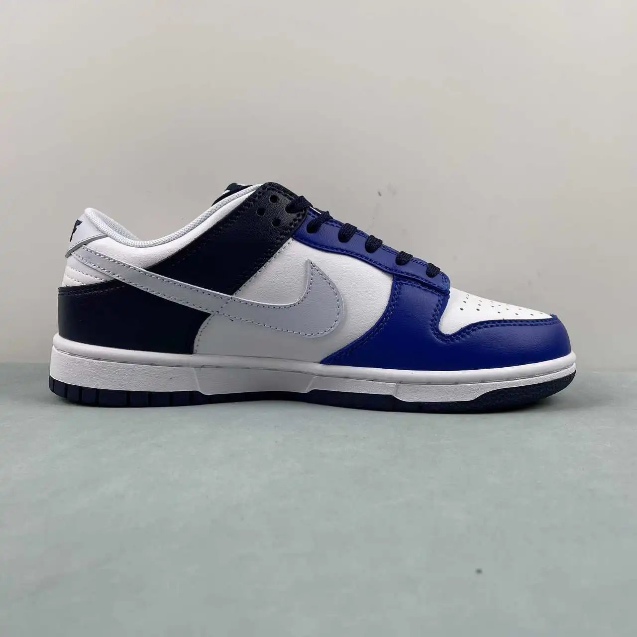 Nike Dunk Low FQ8826-100 5
