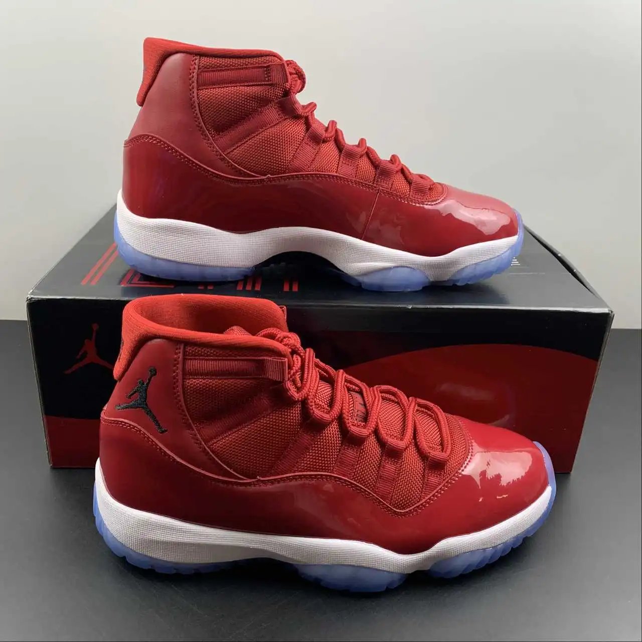 Air Jordan 11 378037-623