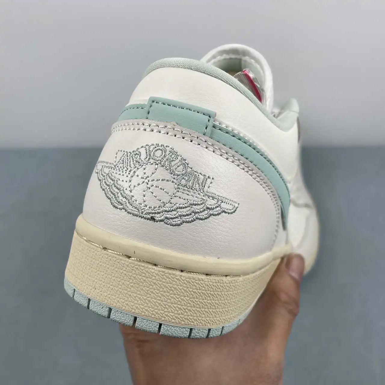 Air Jordan 1 Low DC0774-134 8