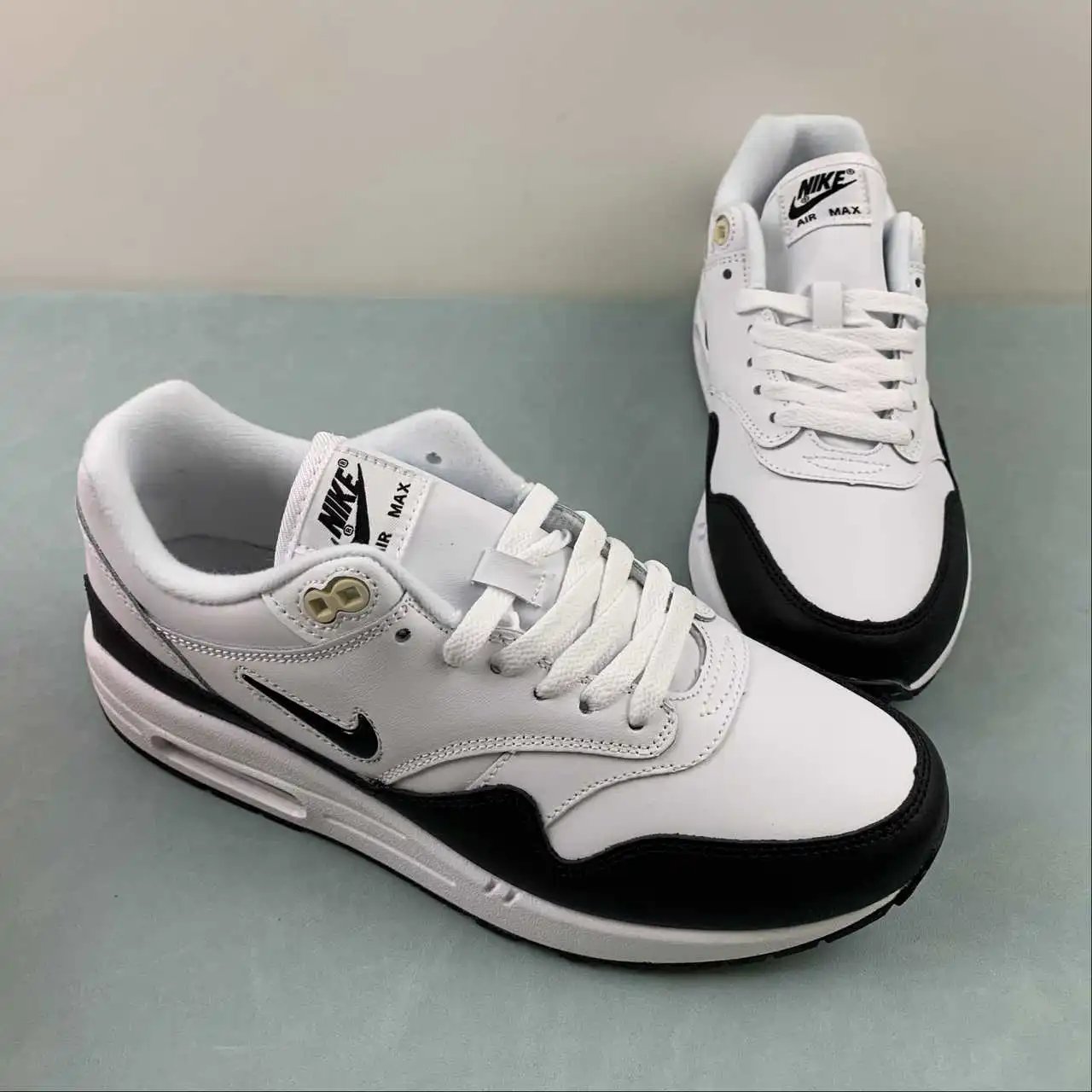 Nike Air Max1 918354-100 thumbnail 2