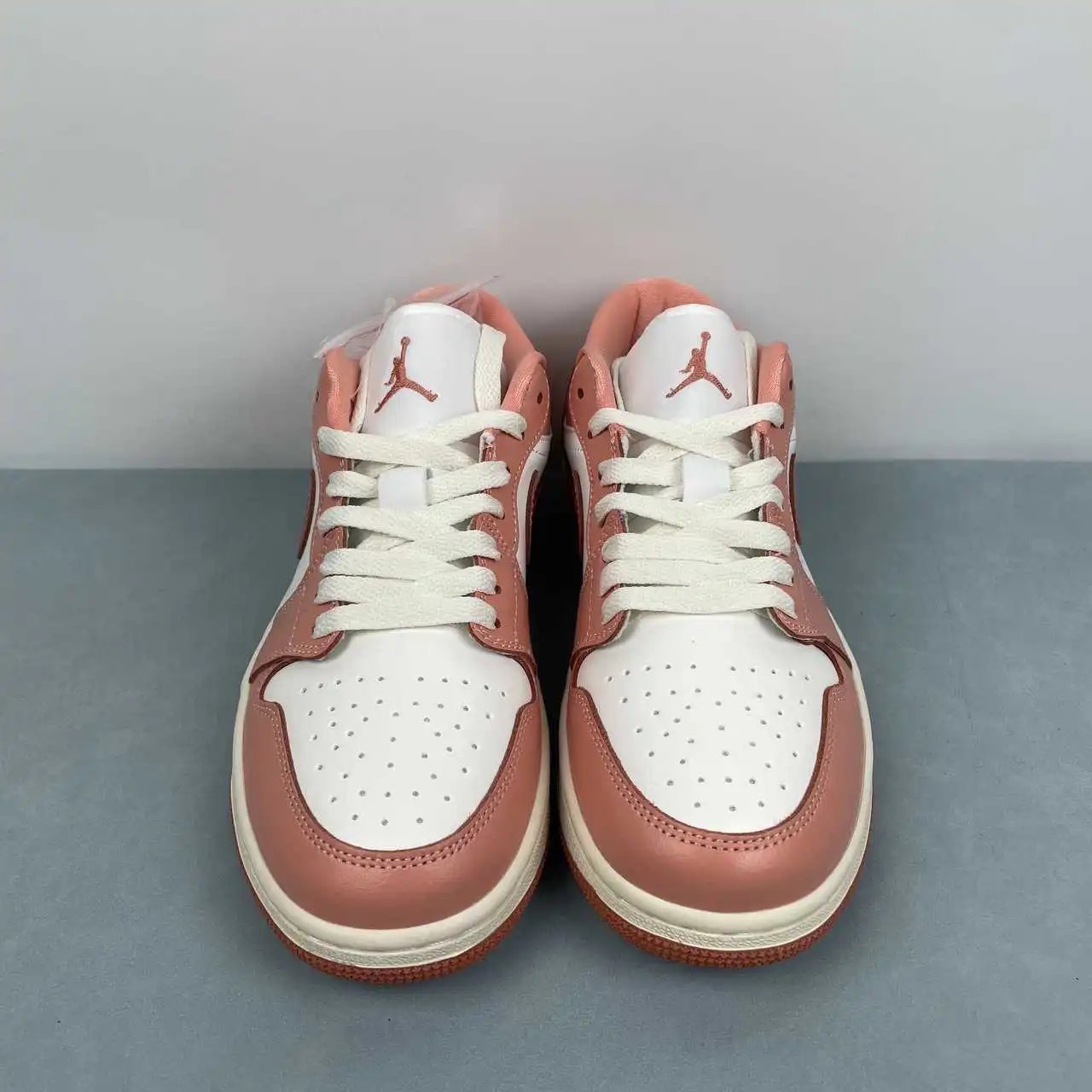 Air Jordan 1 Low DC0774-180 thumbnail 3