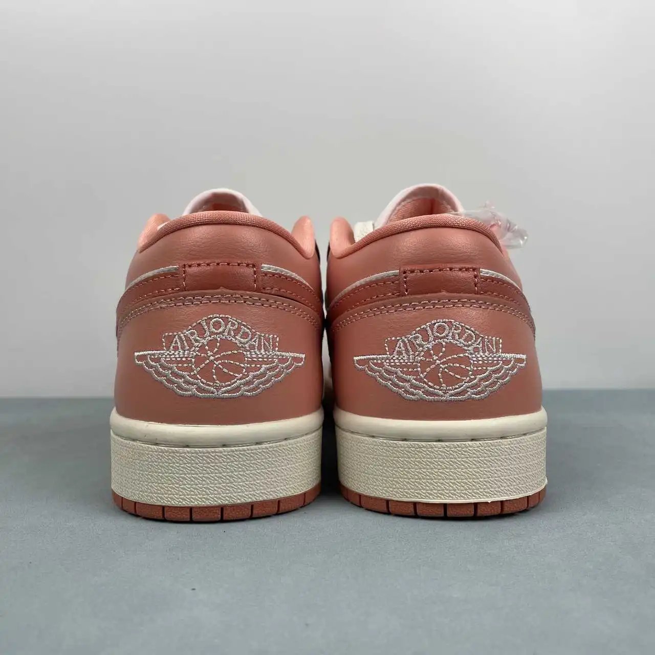 Air Jordan 1 Low DC0774-180 thumbnail 4