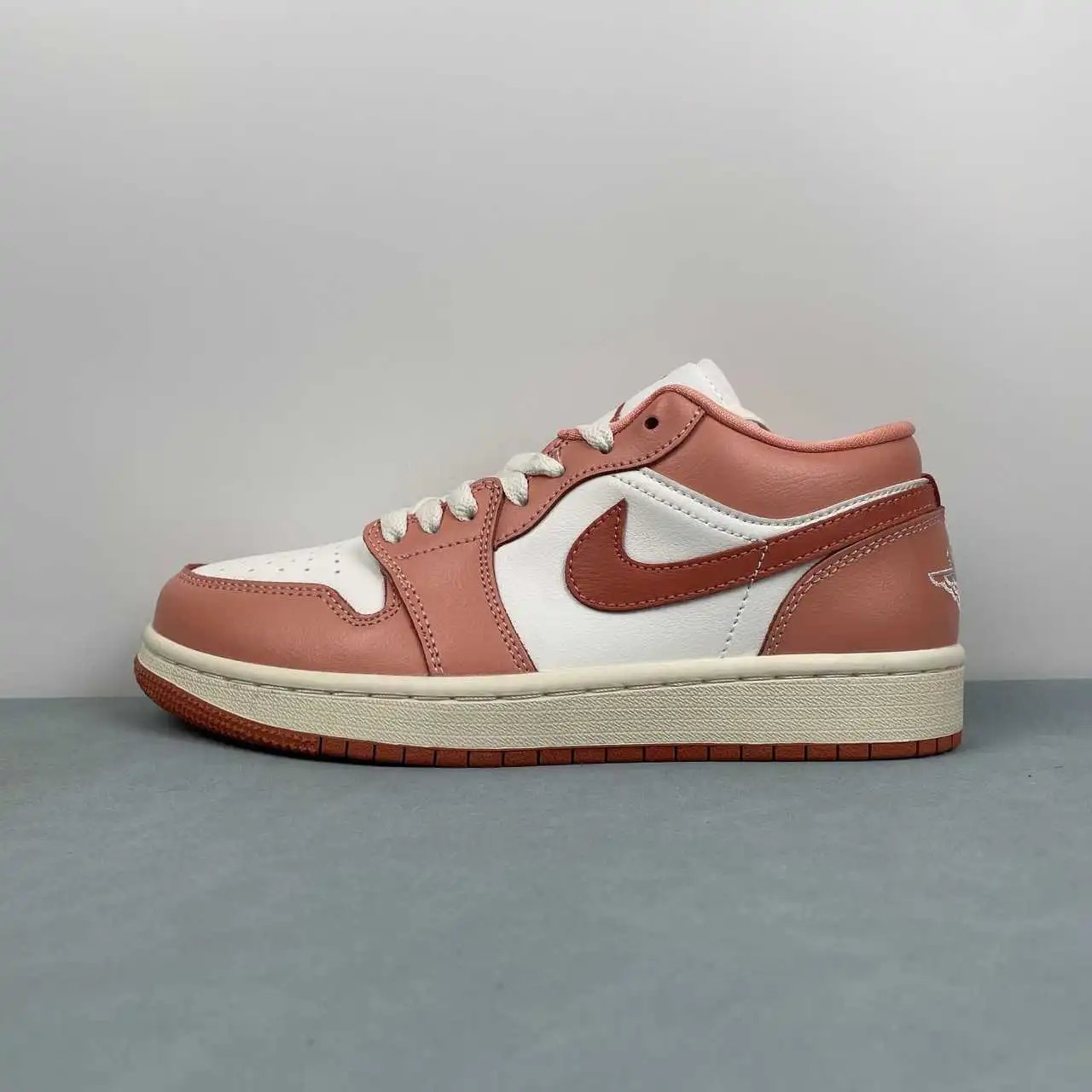 Air Jordan 1 Low DC0774-180 6