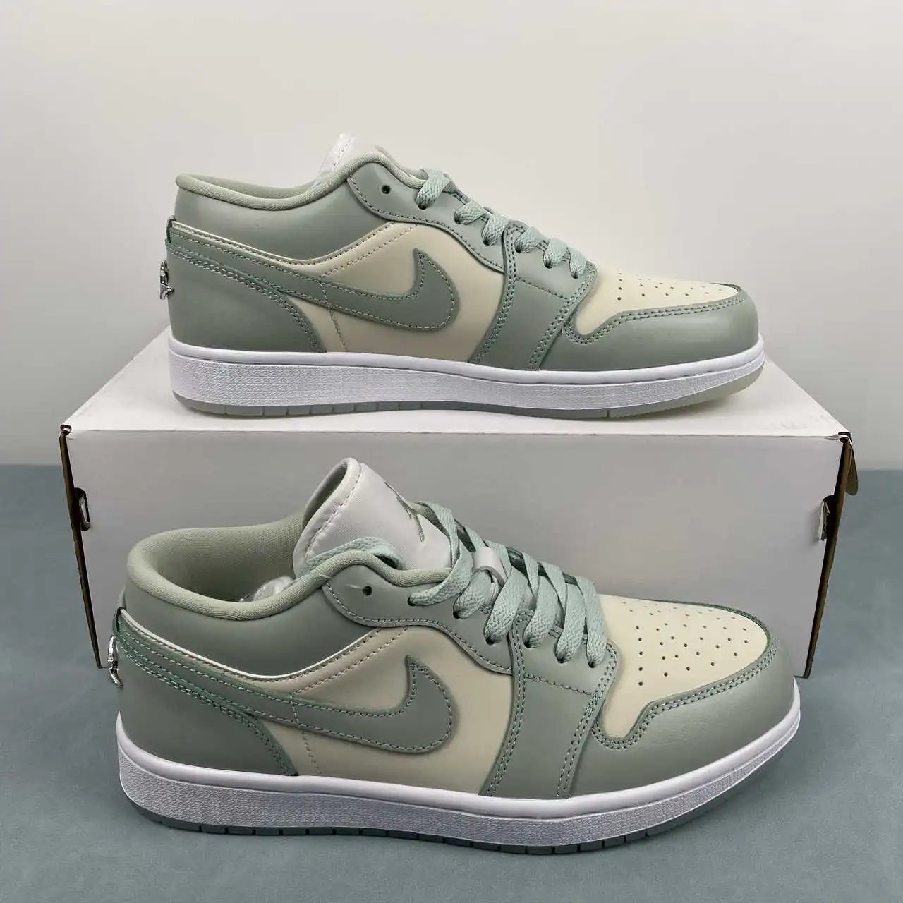 Air Jordan 1 Low HF4078-100