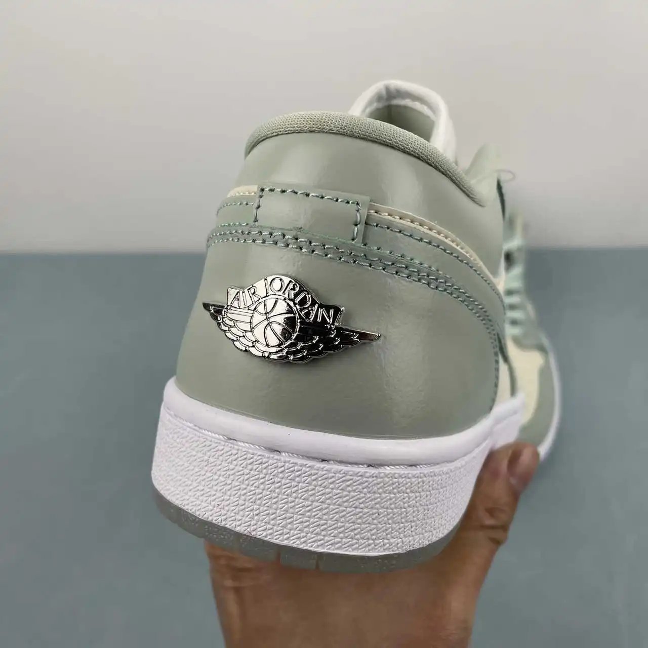 Air Jordan 1 Low HF4078-100 8