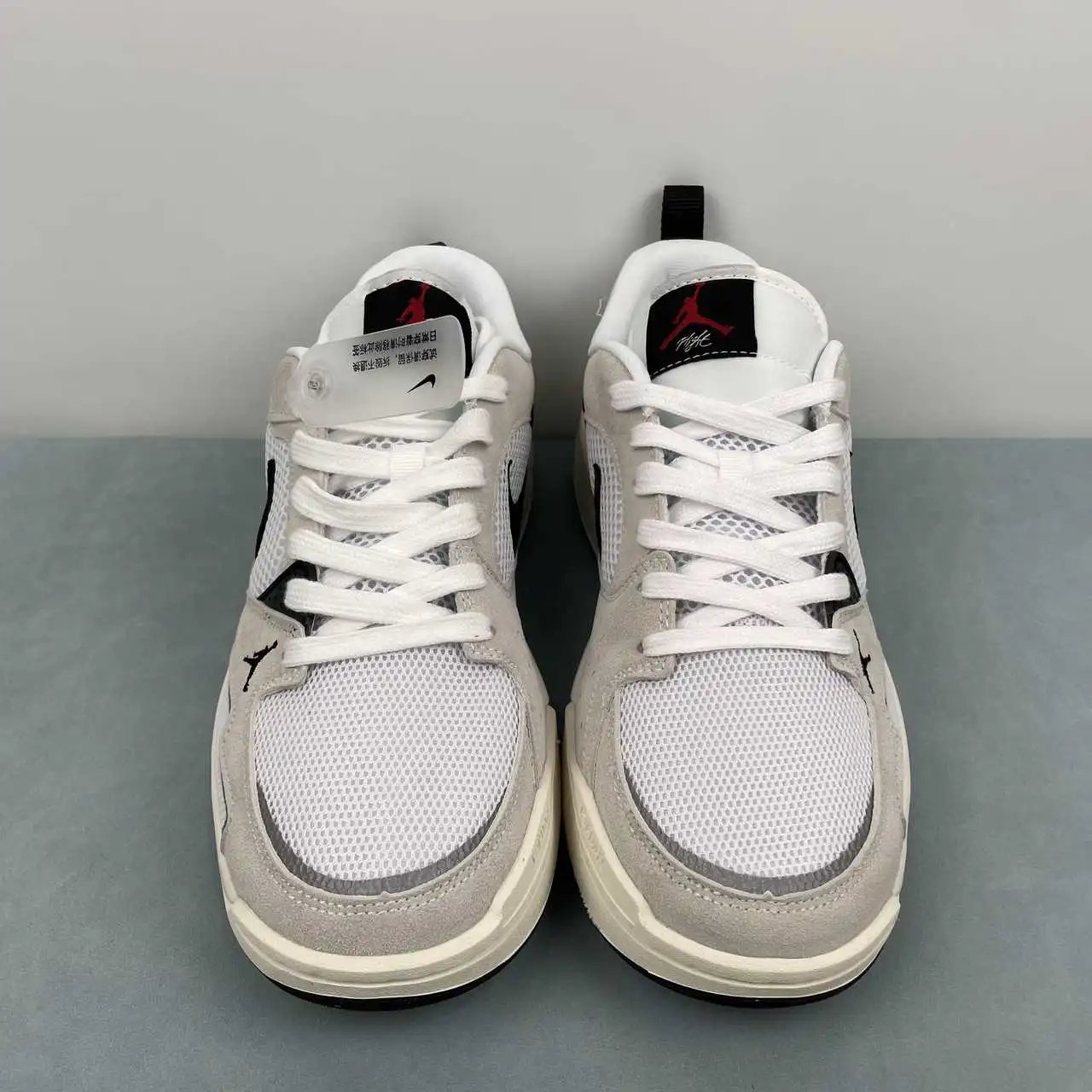 Air Jordan CMFT Era HJ6777-100 thumbnail 3