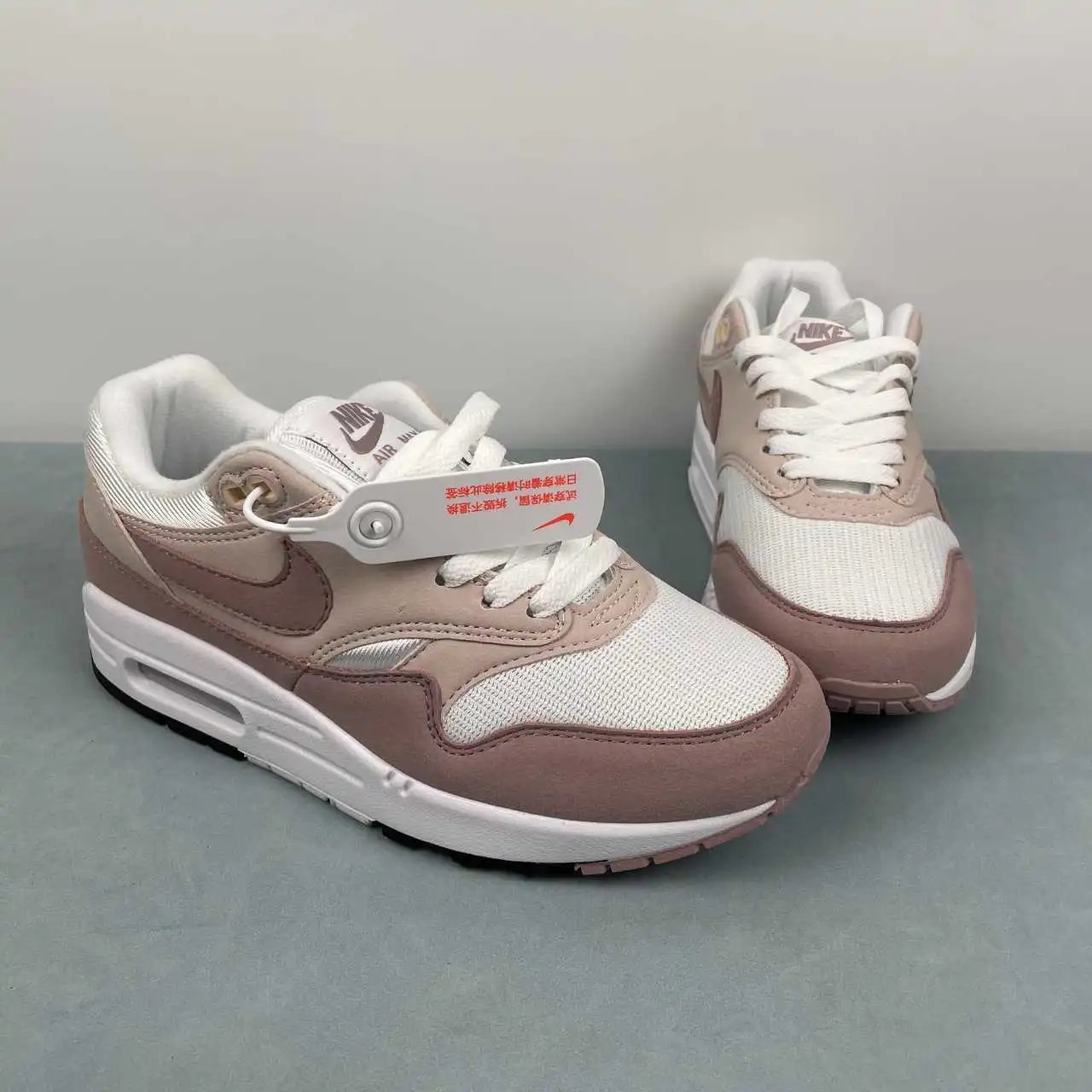 Nike Air Max1 DZ2628-106 thumbnail 2
