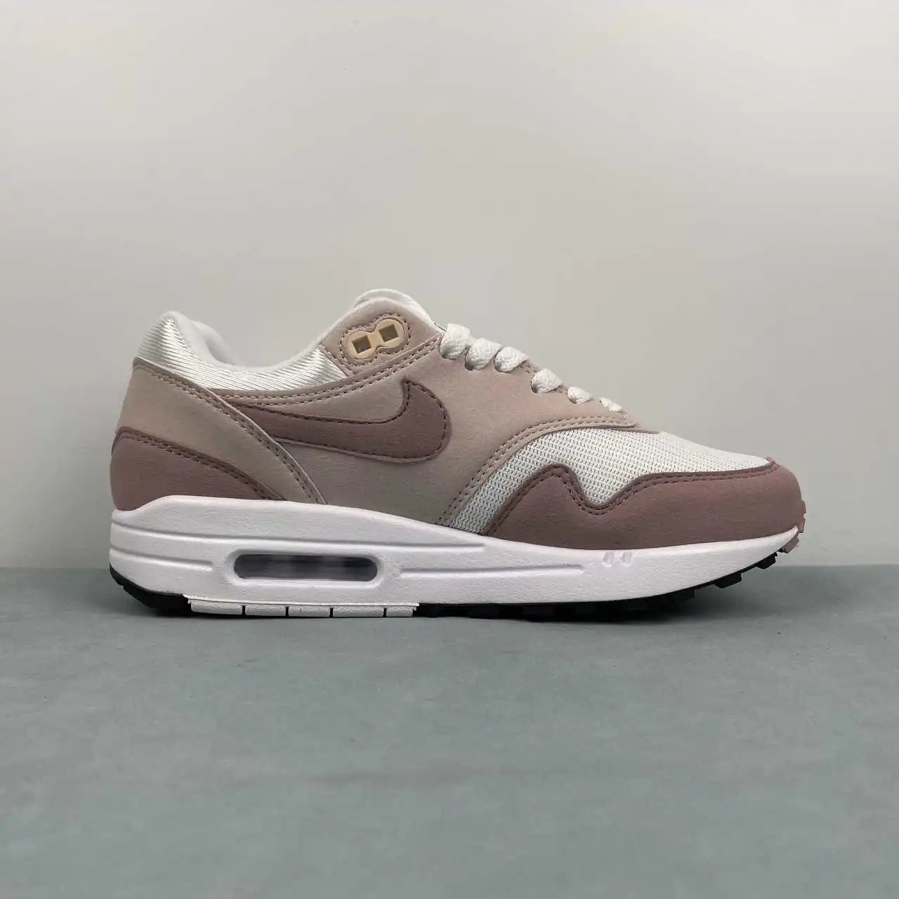 Nike Air Max1 DZ2628-106 thumbnail 4