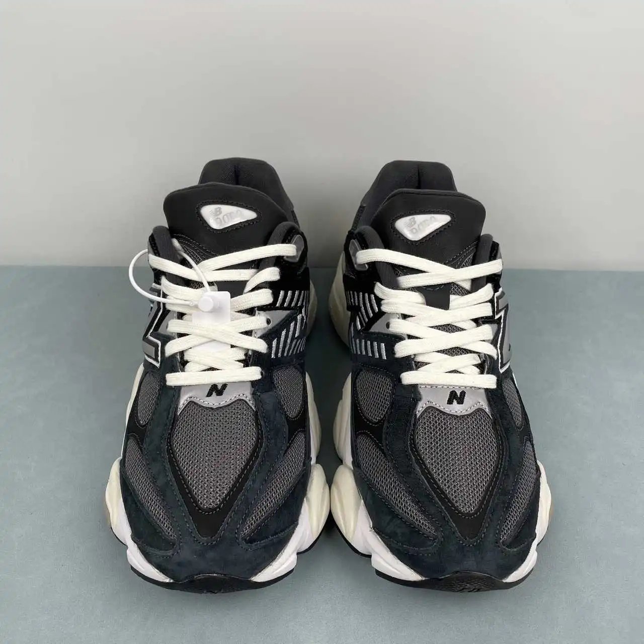 New Balance 9060 U9060BLC thumbnail 3