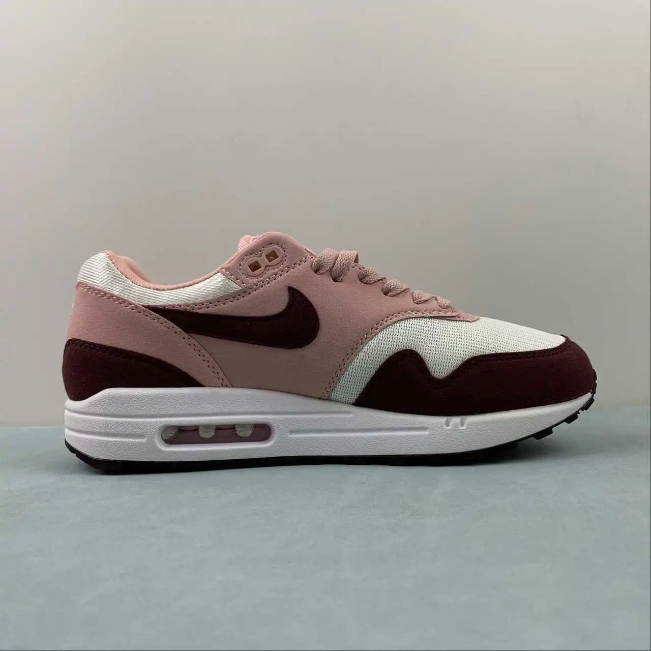 Nike Air Max1 FJ8314-200 thumbnail 4