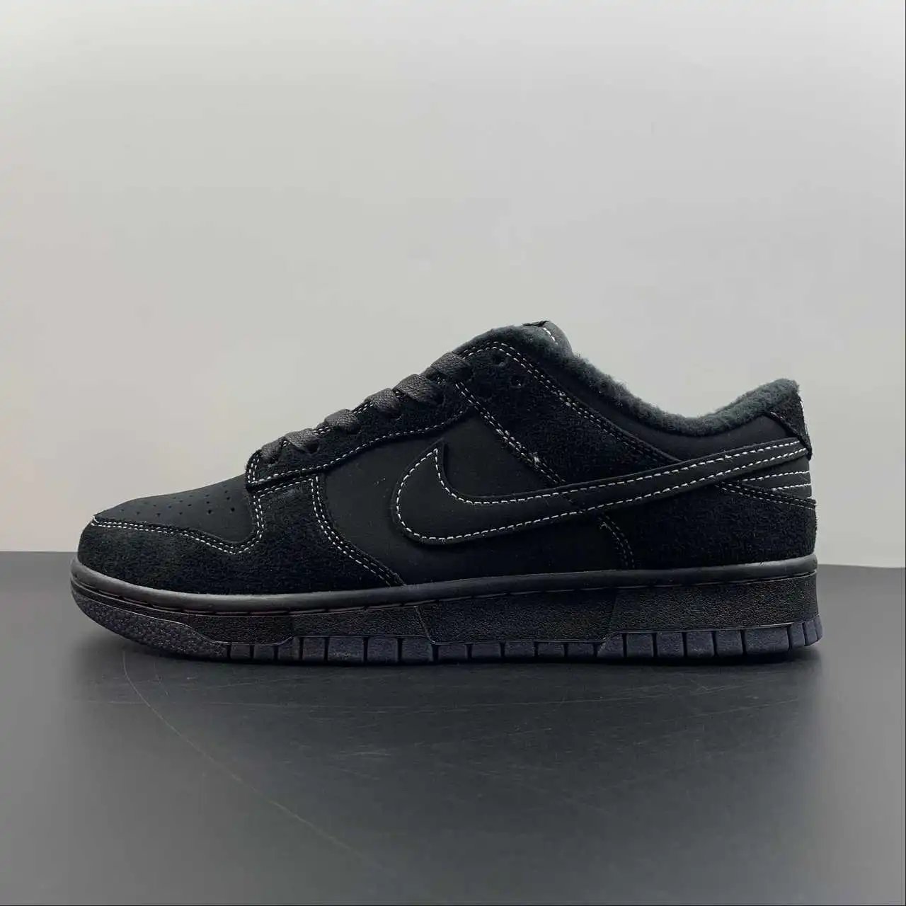 Nike Dunk Low DM7866-002 thumbnail 4