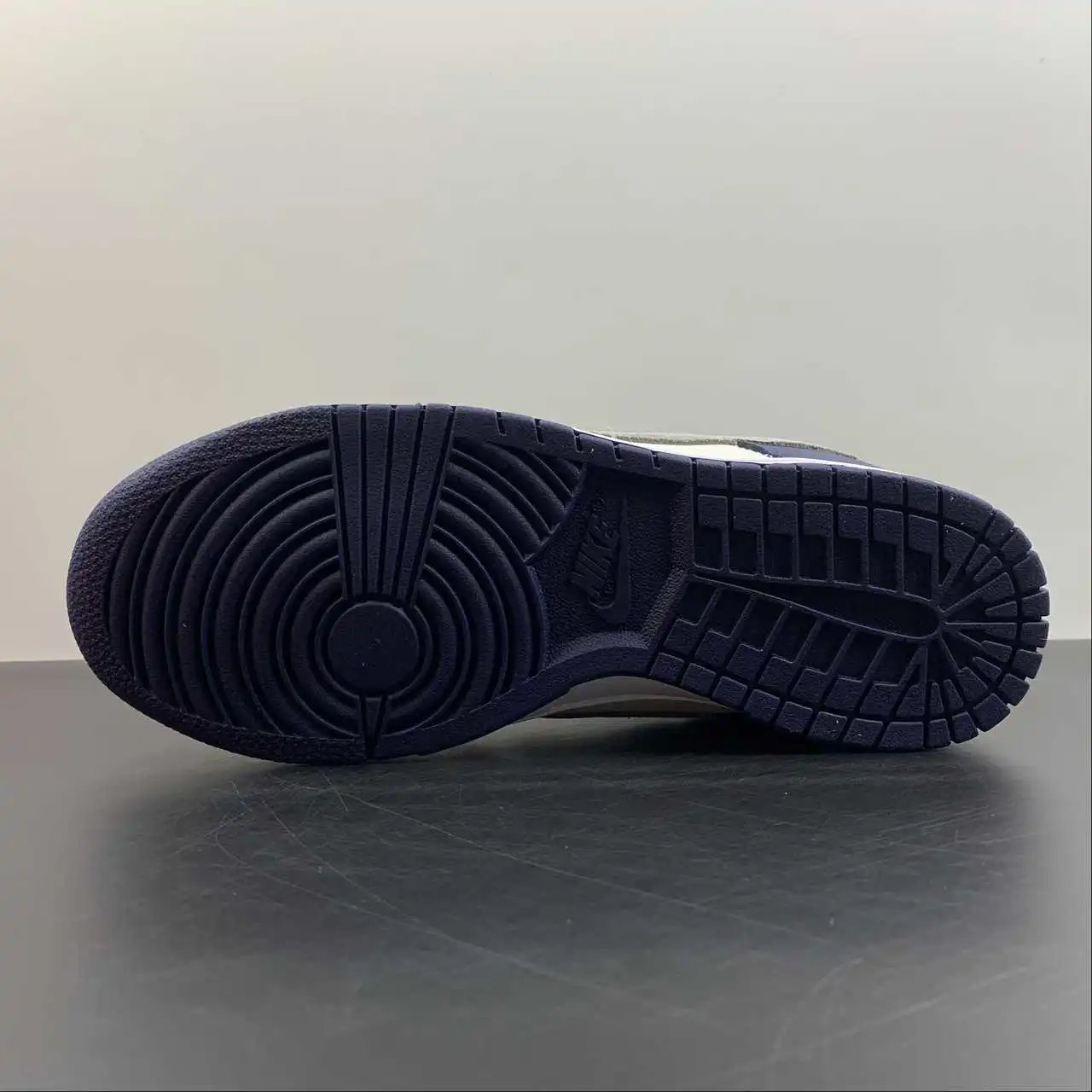 Nike Dunk Low FD9746-400 12