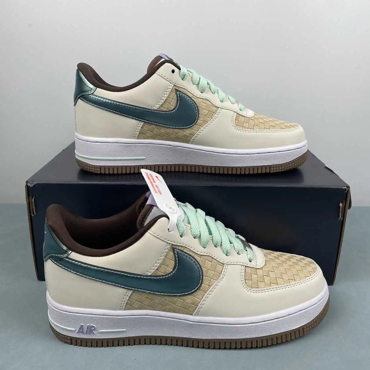 Nike Air Force 1 IB5722-100