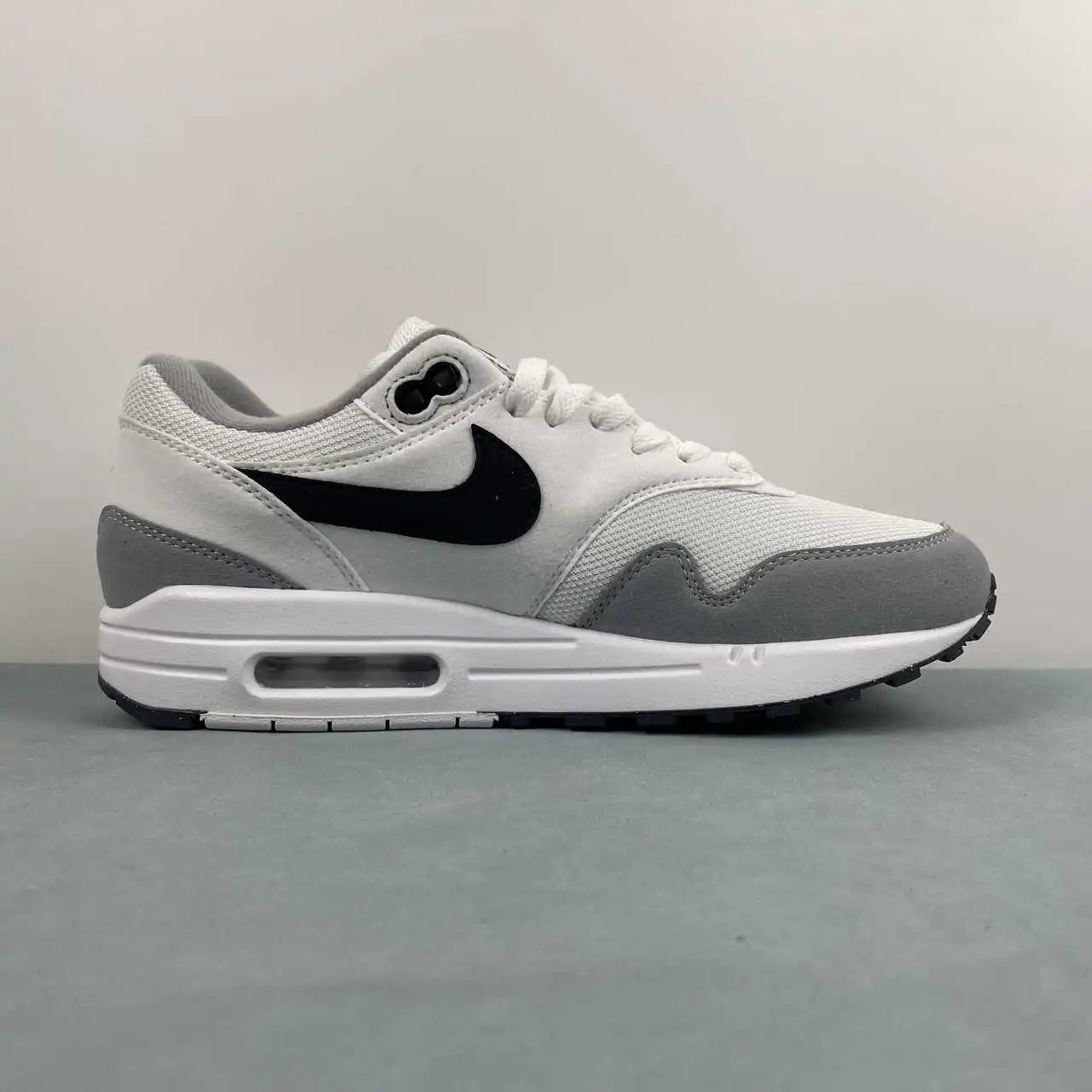 Nike Air Max1 FZ5808-002 thumbnail 4