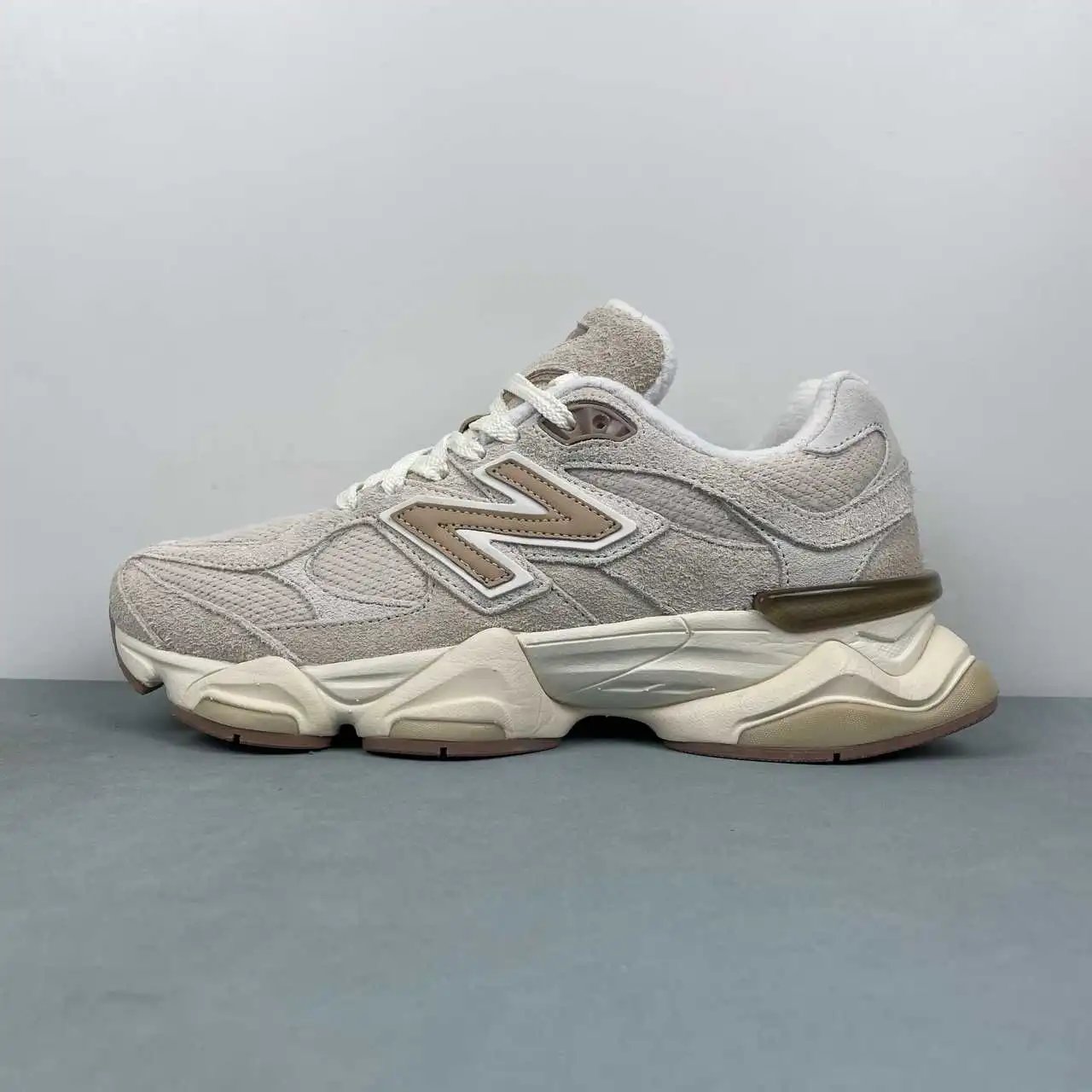 New Balance 9060 U9060CCB thumbnail 4