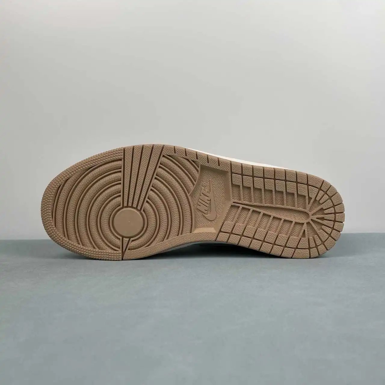 Air Jordan 1 Low 553558-169 11