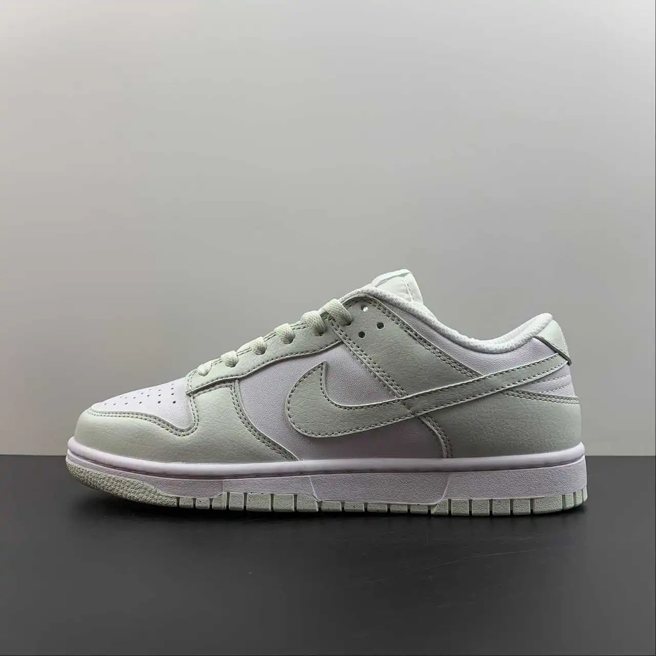 Nike Dunk Low DN1431-102 4