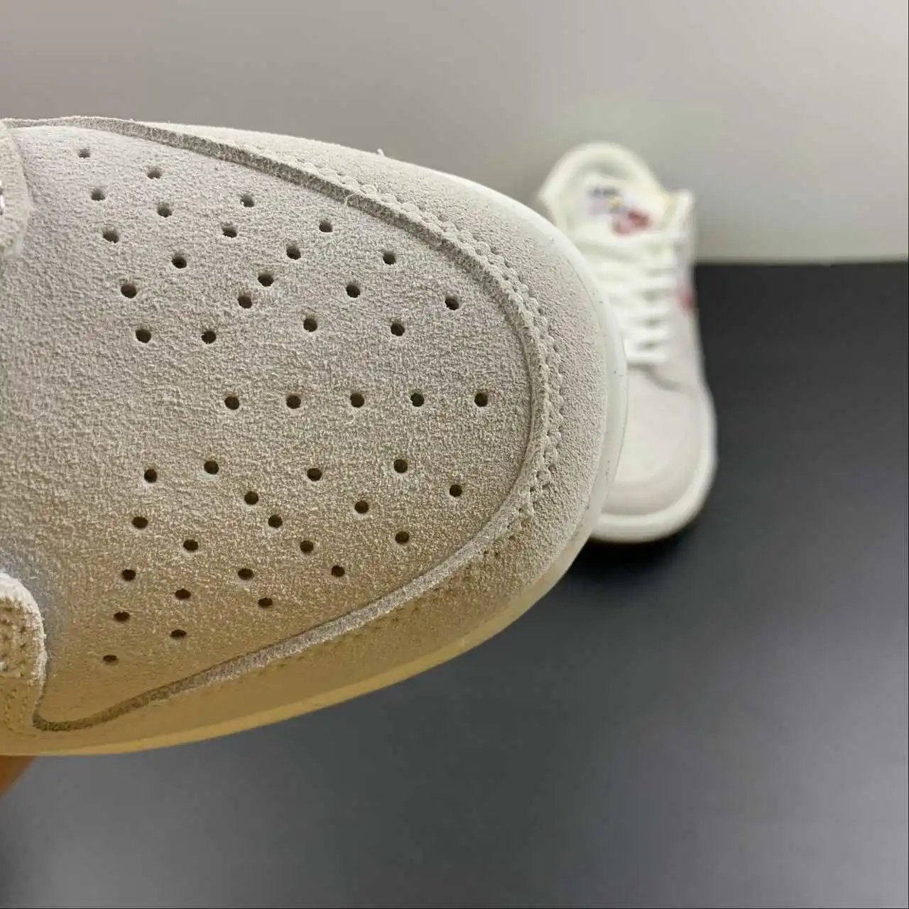 Nike Dunk Low DO9457-100 8