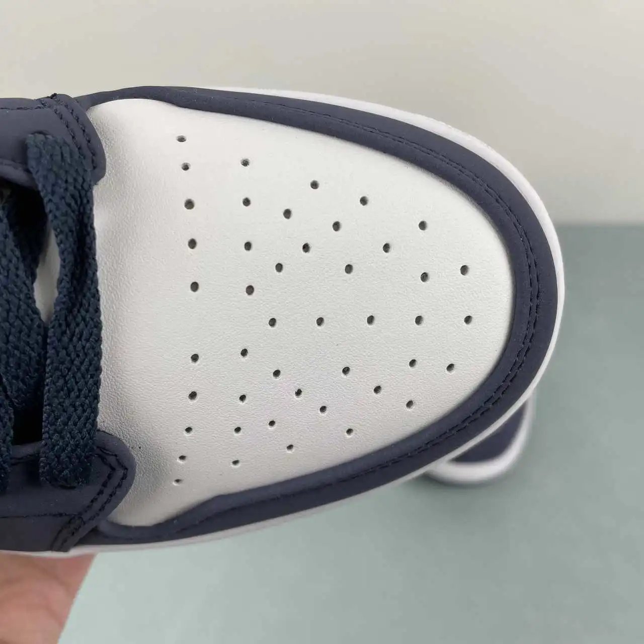 Air Jordan 1 Low CZ8454-400 10