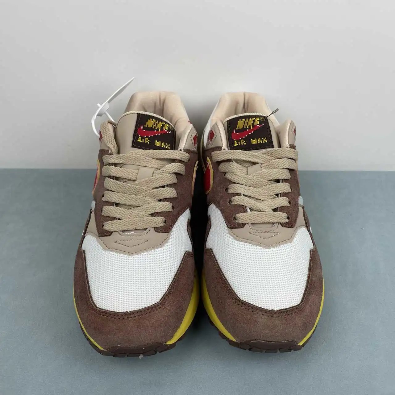 Nike Air Max1 HV5776-200 thumbnail 3