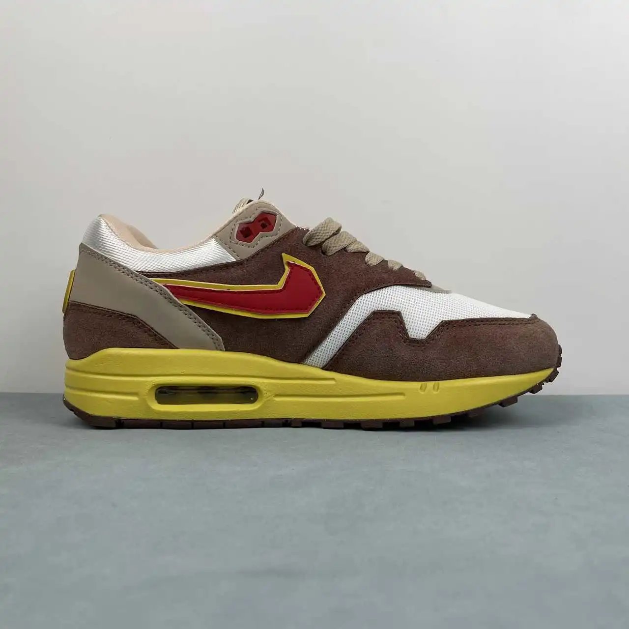 Nike Air Max1 HV5776-200 thumbnail 4