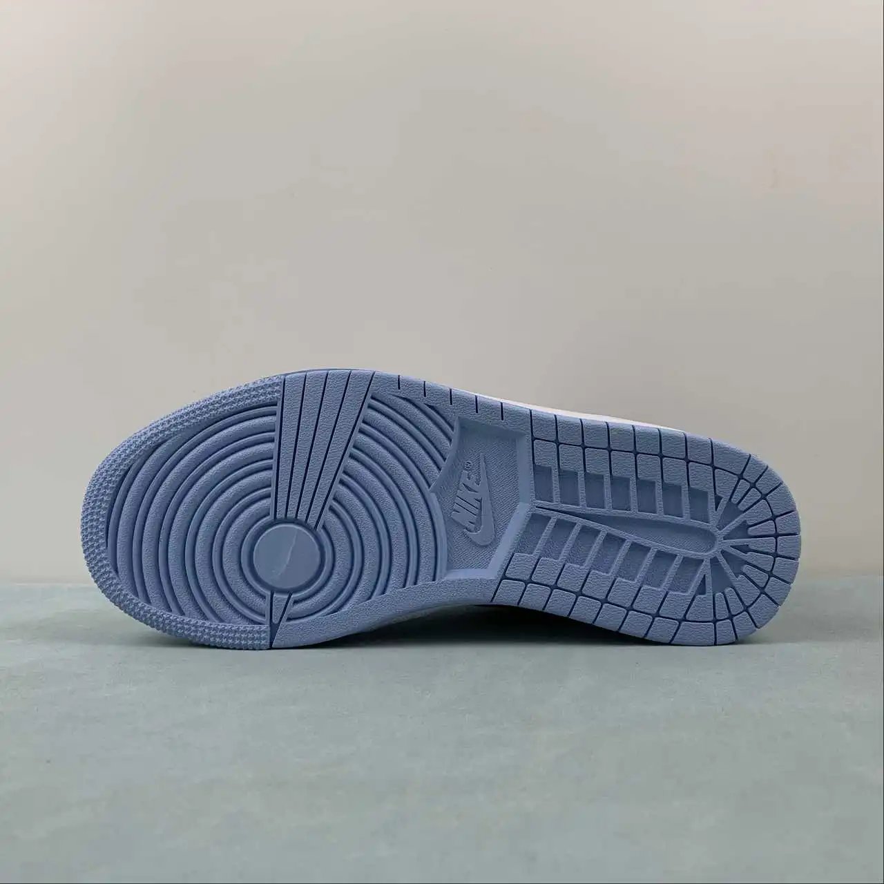 Air Jordan 1 Low DC0774-164 11