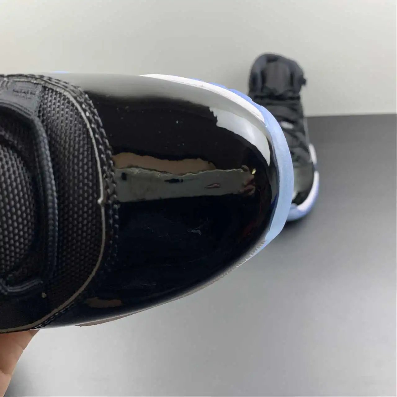 Air Jordan 11 378038-003 7