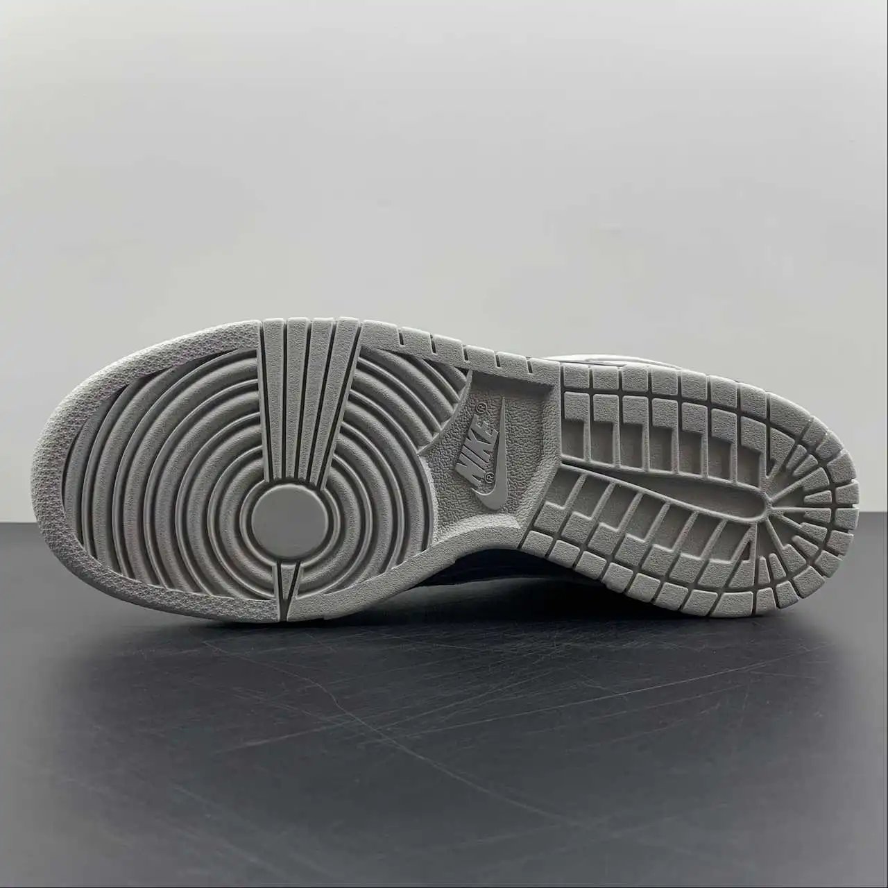 Nike Dunk Low DD3699-003 12
