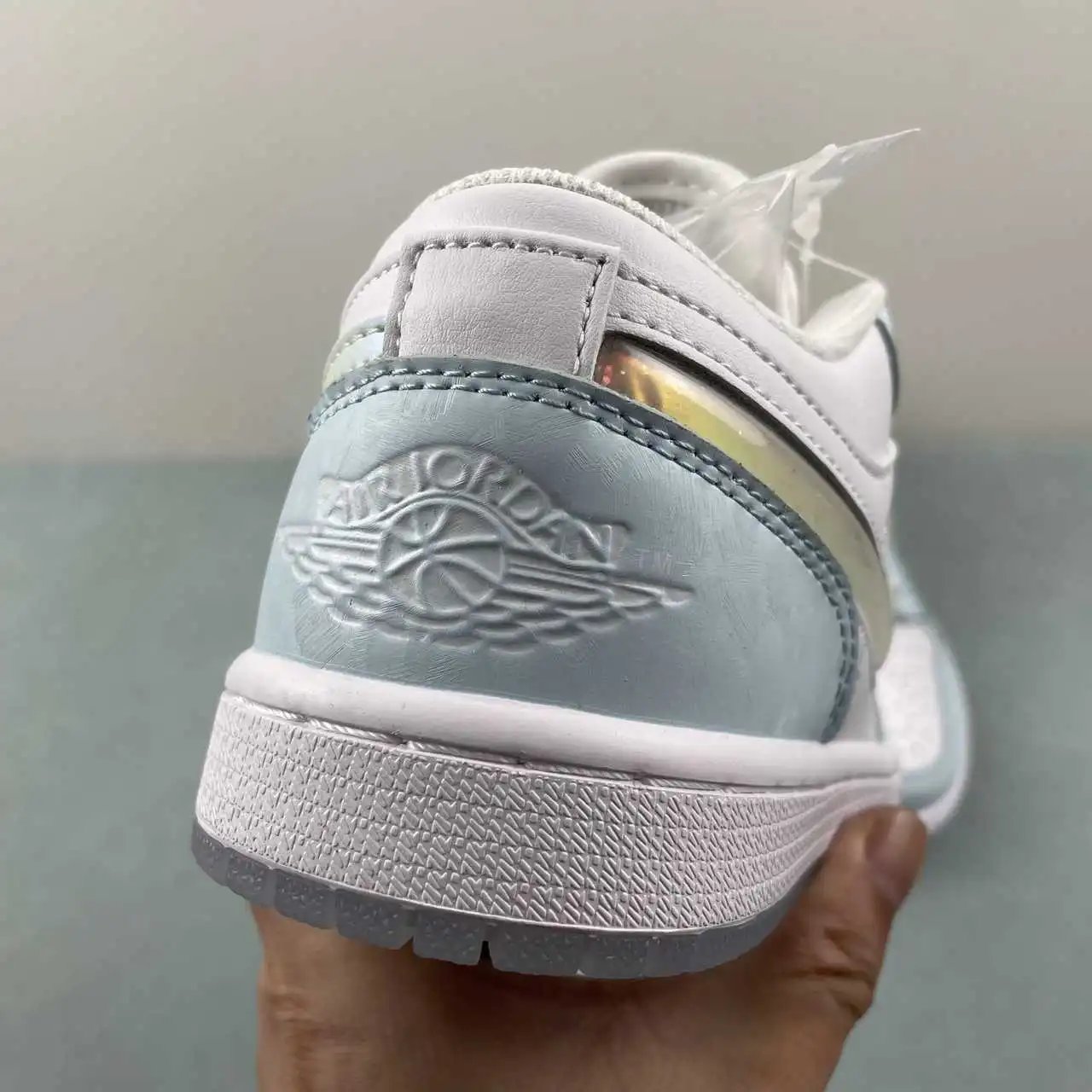 Air Jordan 1 Low HJ3481-491 8