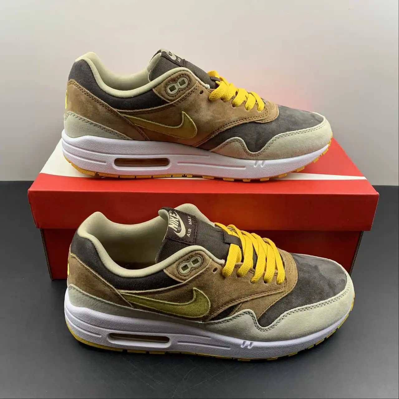 Nike Air Max1 DZ0482-200