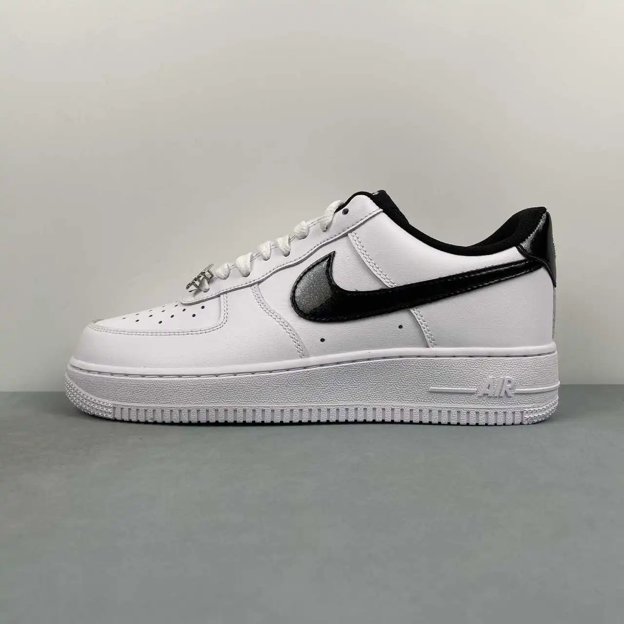 Nike Air Force 1 HF2898-101 thumbnail 4