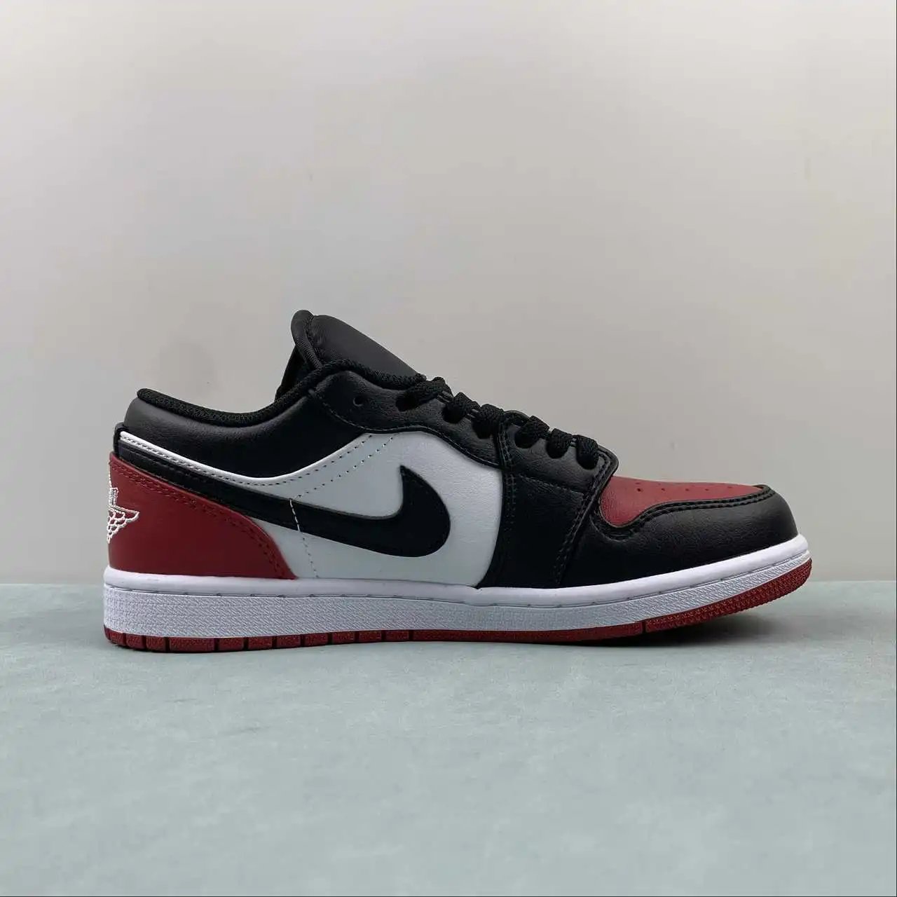Air Jordan 1 Low 553558-161 6