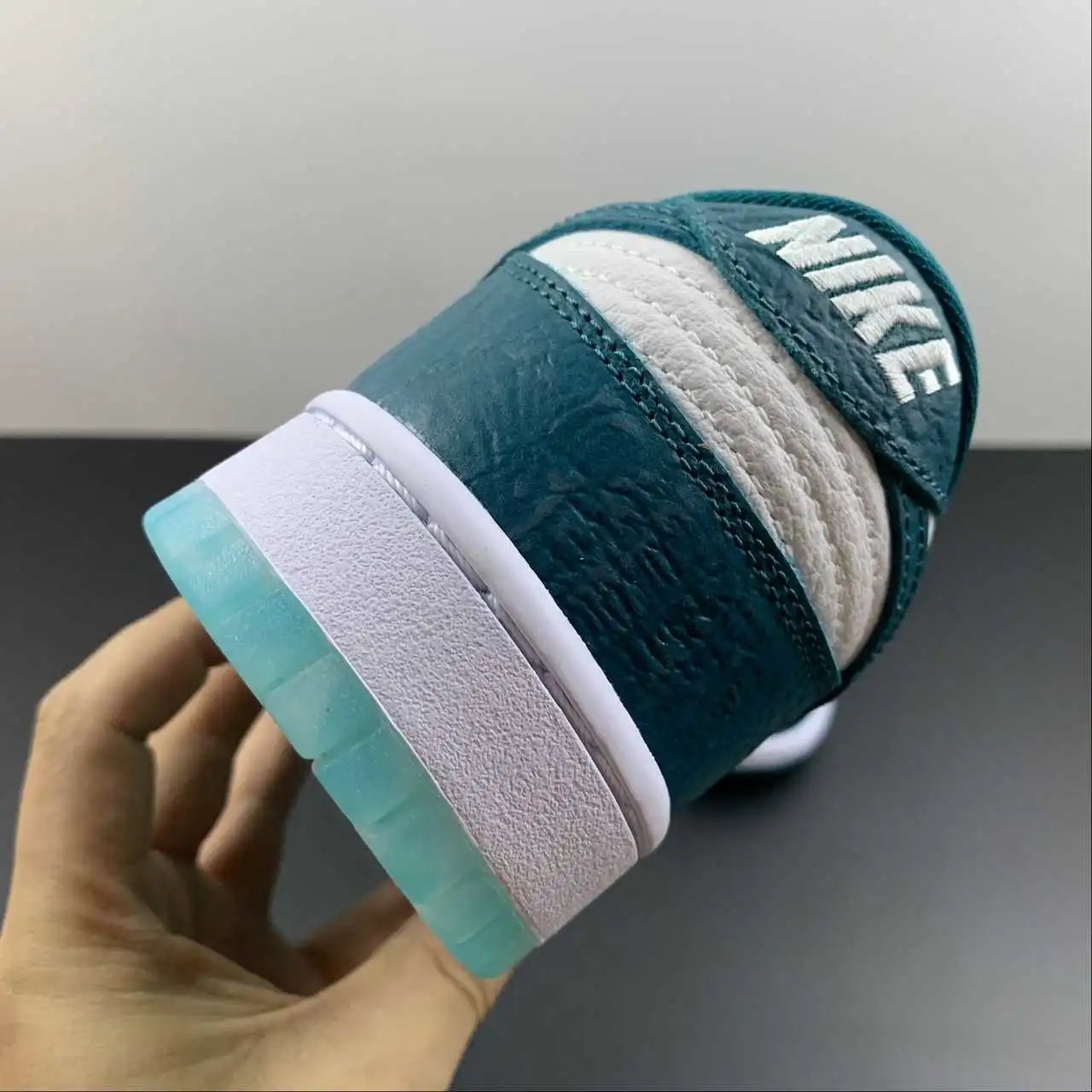 Nike Dunk Low DV3029-100 10