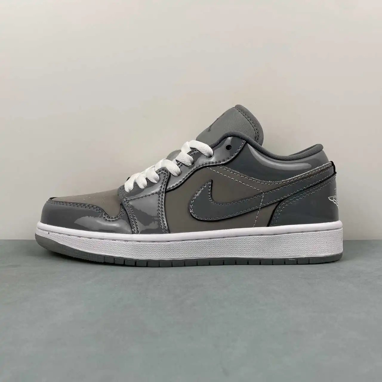 Air Jordan 1 Low HF3148-011 5
