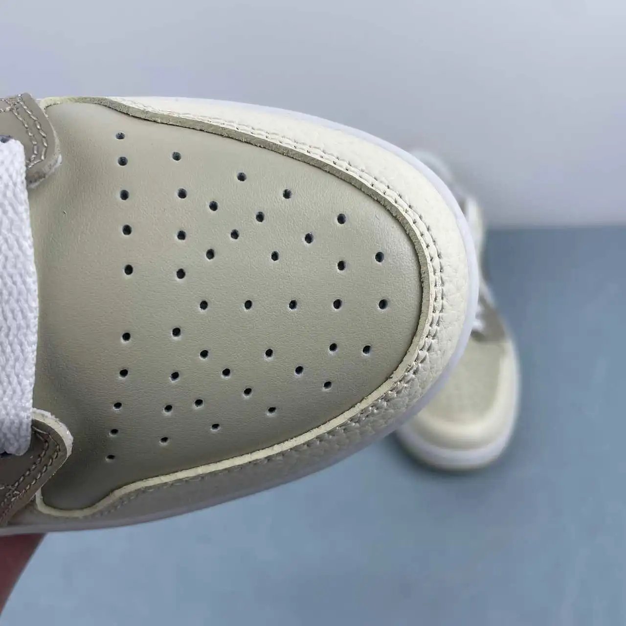 Air Jordan 1 Low HV6530-100 10