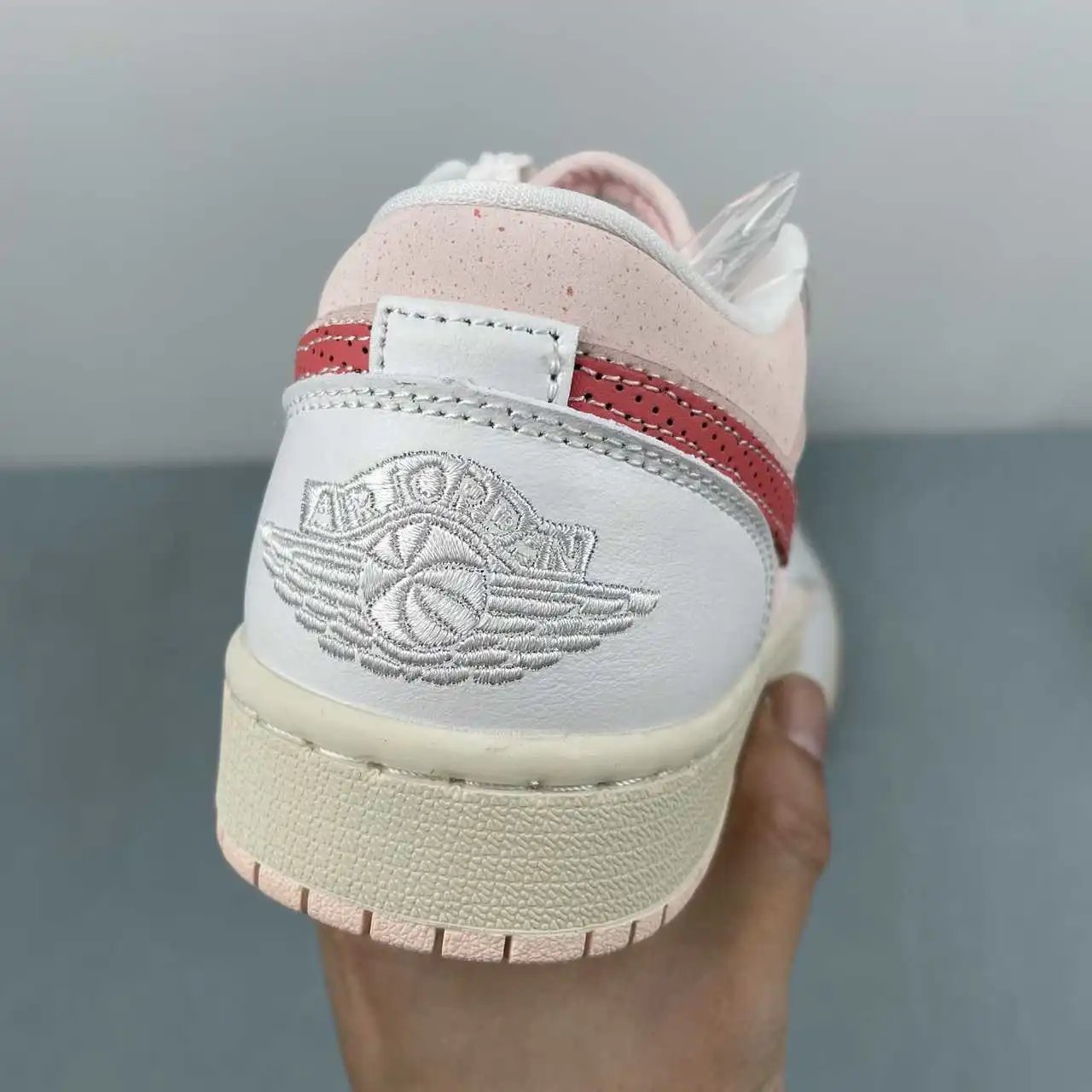 Air Jordan 1 Low IB8156-133 8