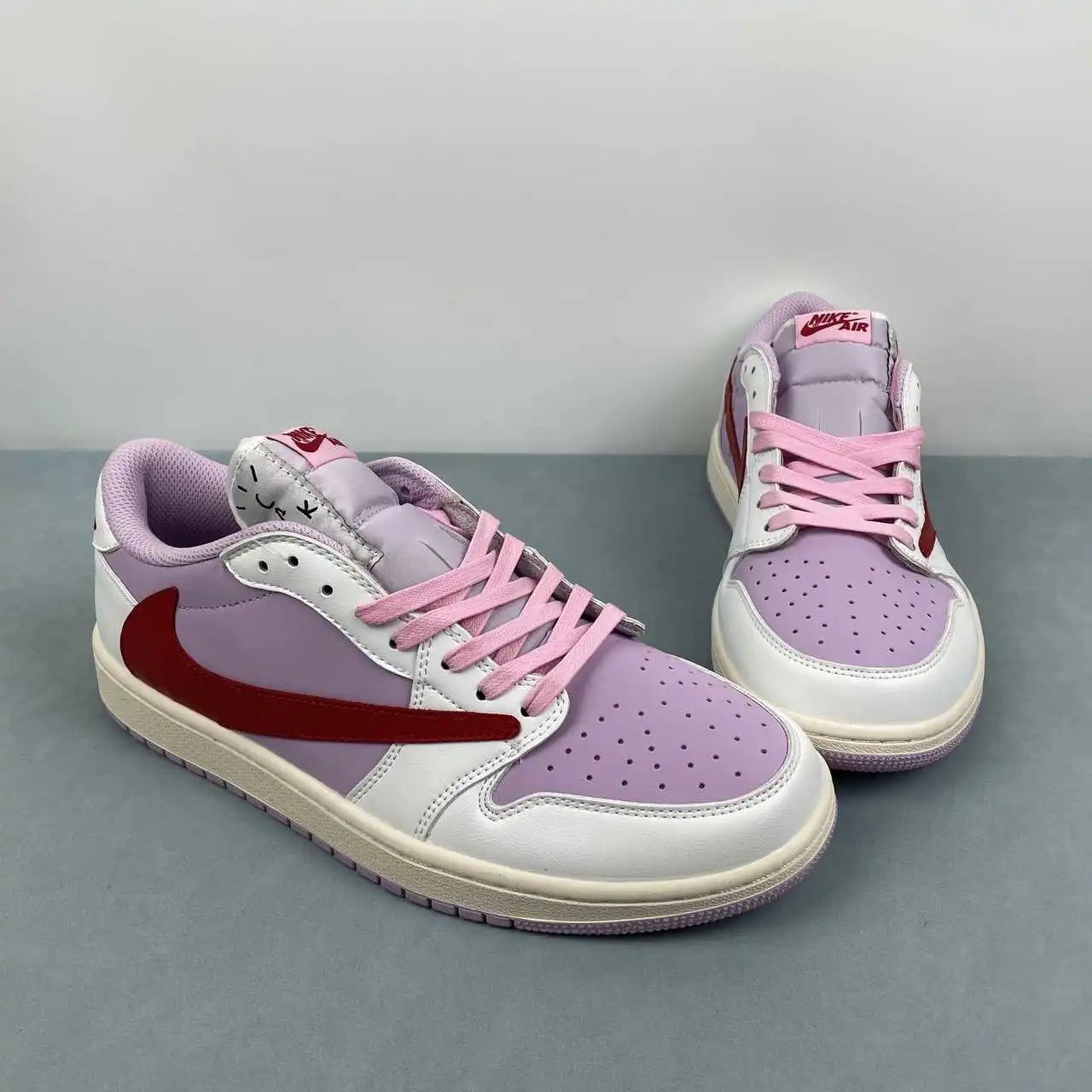 Air Jordan 1 Low DM7866-106 thumbnail 2