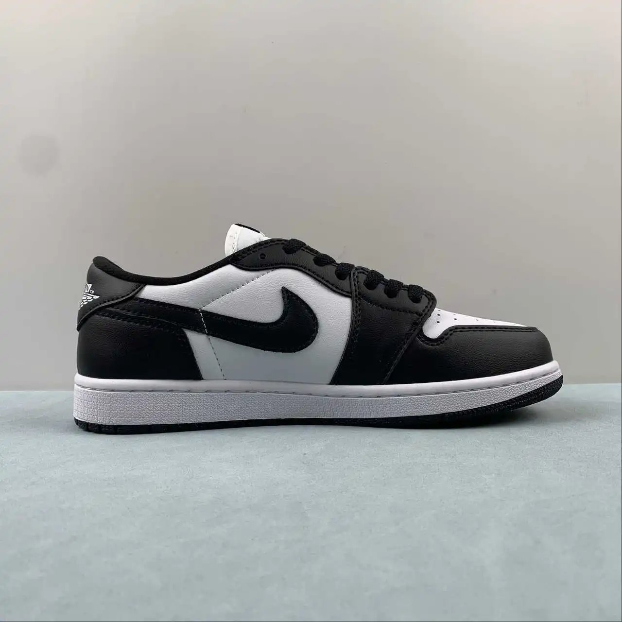 Air Jordan 1 Low CZ0790-110 6