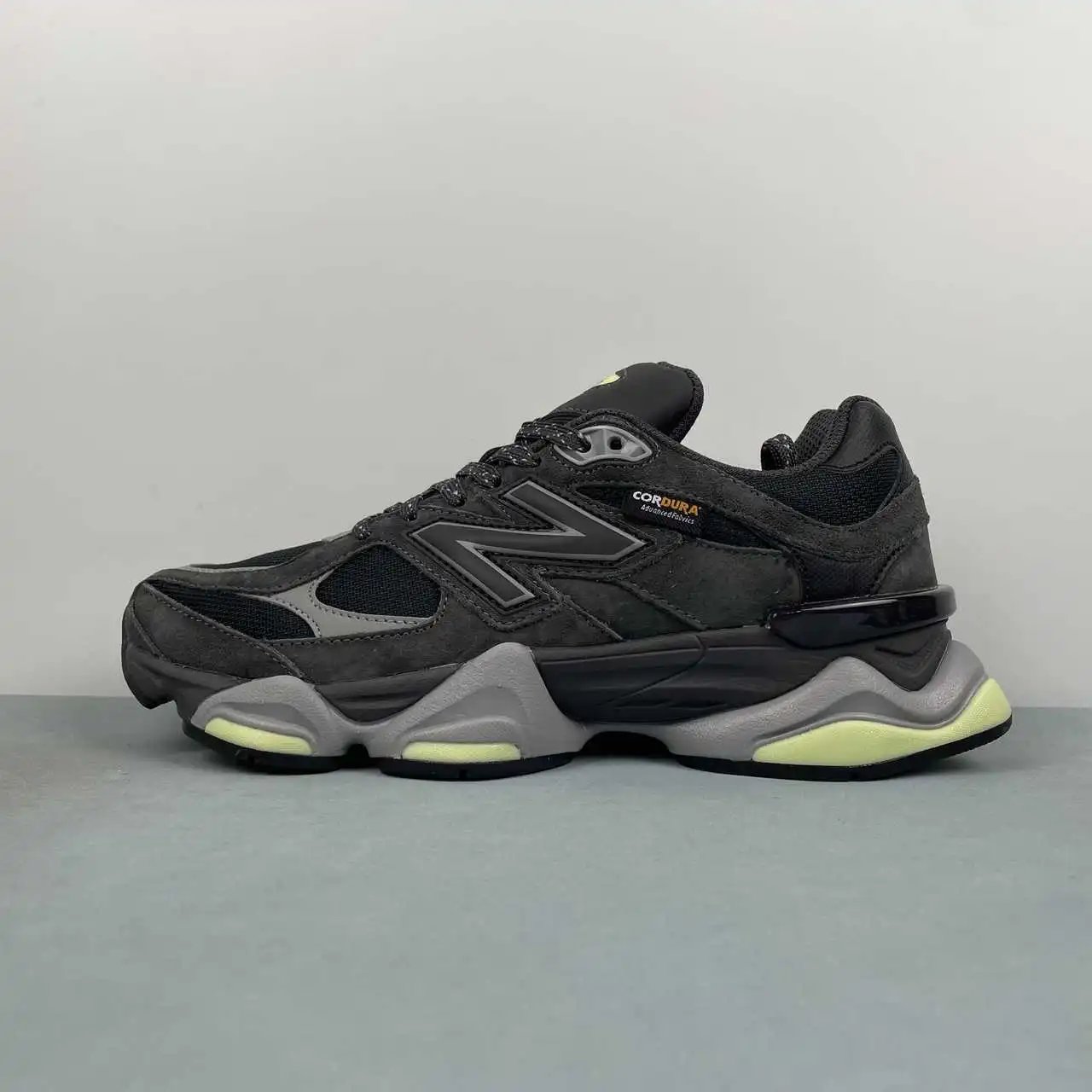 New Balance 9060 U90602P8 thumbnail 4
